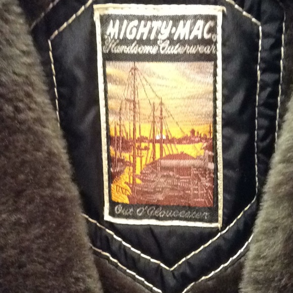 Vintage Winter Coat - Picture 3 of 5